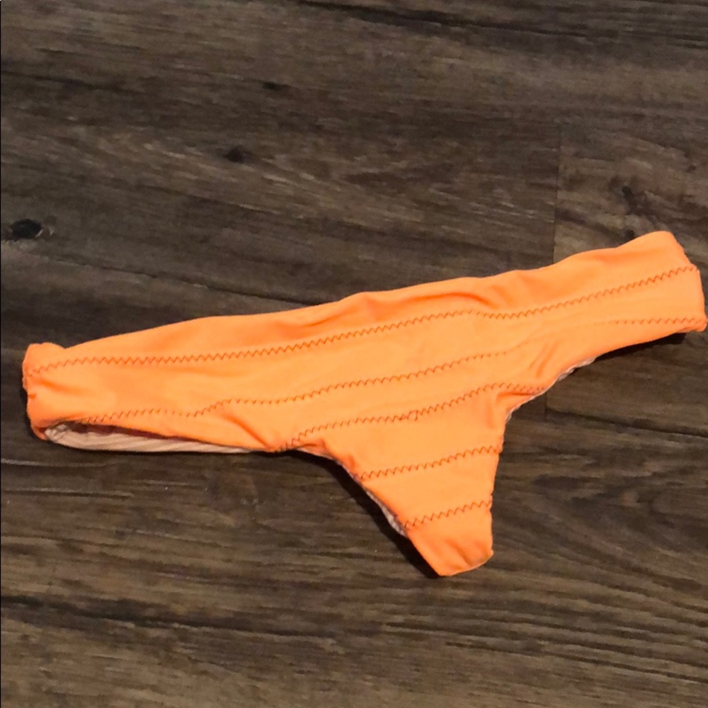Acacia Bottoms P